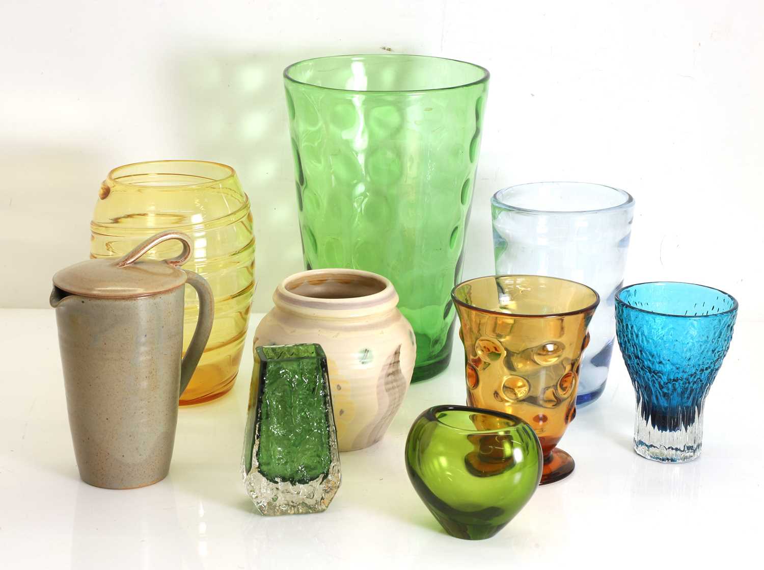 Lot 160 - A group of glass vases