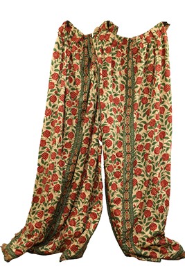 Lot 415 - A pair of 'Srinagar' pattern printed curtains