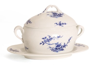 Lot 112 - A Tournai lidded tureen dish and stand