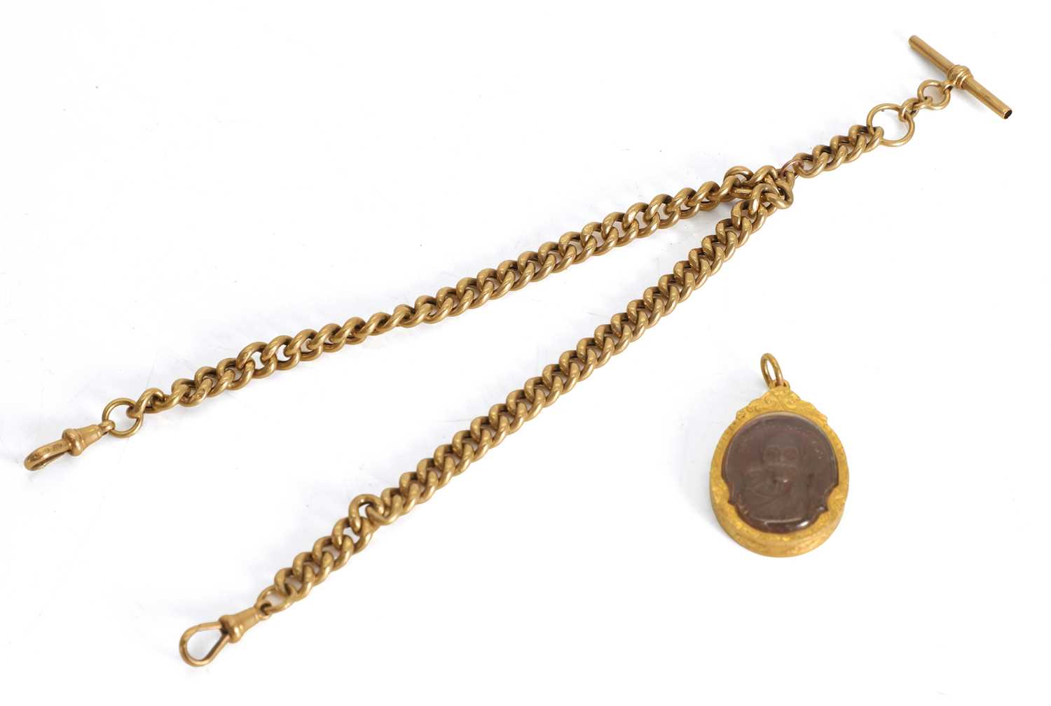 Lot 19 - An 18ct gold Albert chain