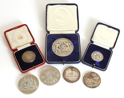 Lot 88 - Medals, Great Britain & World