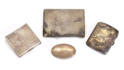 Lot 47A - A pair of cigarette cases and a compact