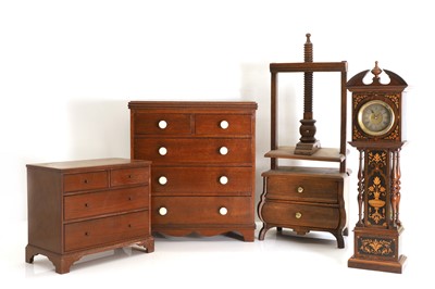 Lot 304 - An apprentice mahogany chest of drawers