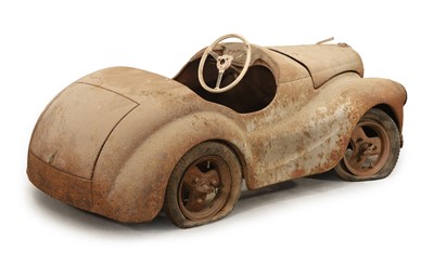 Lot 49 - A 1949 Austin J40 pedal car