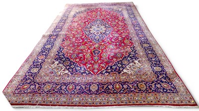 Lot 466 - A Persian Kashan carpet