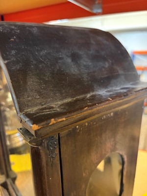 Lot 201 - A Georgian bracket clock