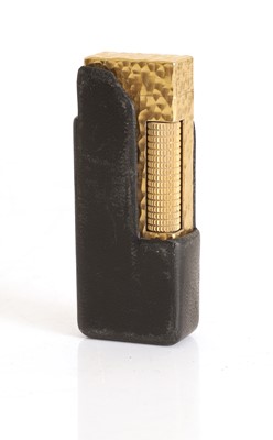 Lot 6 - A Dunhill gold plated Rollagas lighter