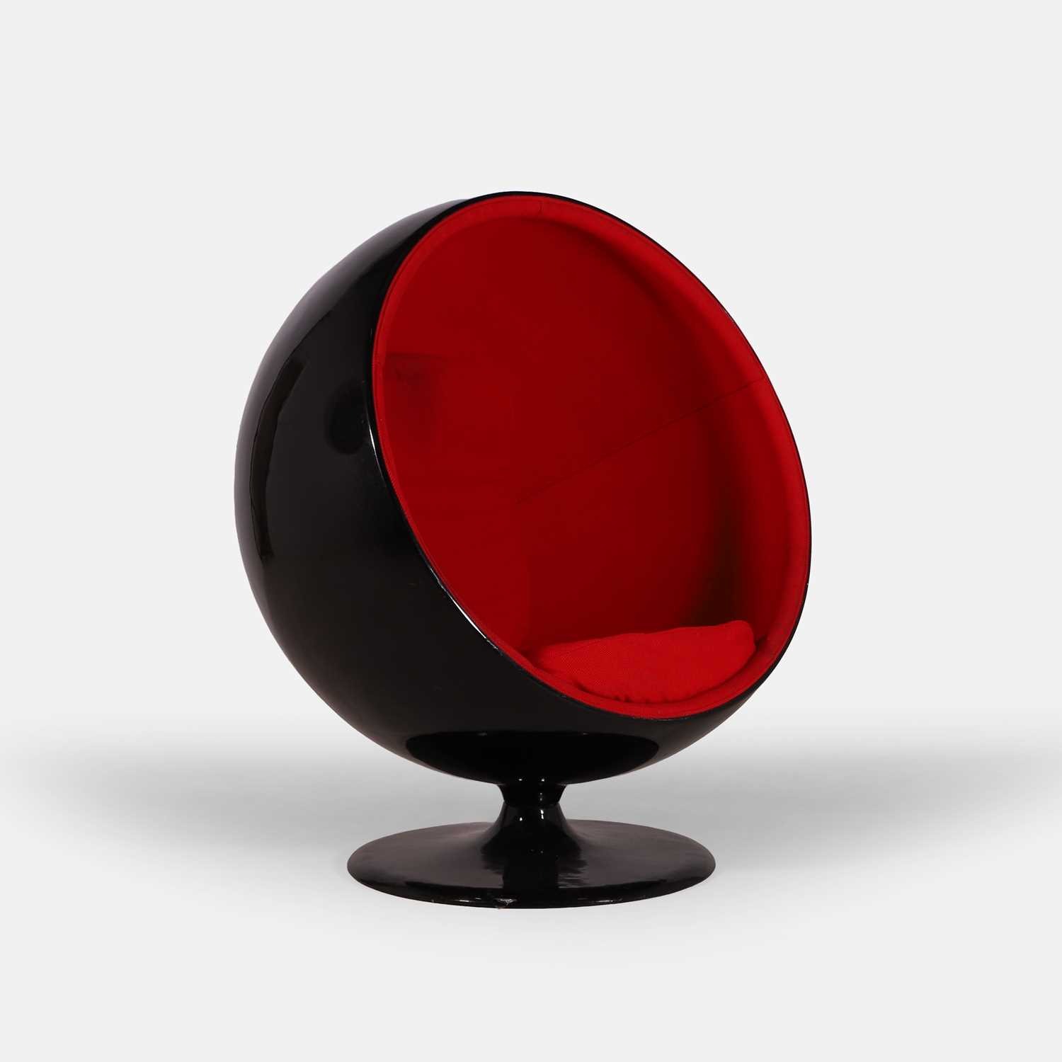 Lot 121 - After Eero Aarnio