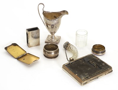 Lot 18 - A collection of silver items