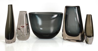 Lot 154 - A collection of European glass vases