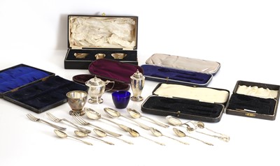 Lot 23 - An assortment of silver items