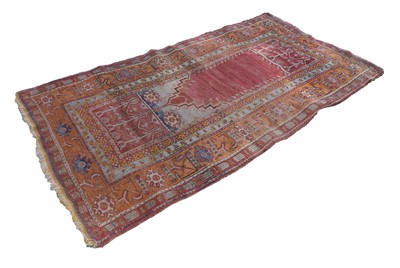 Lot 425 - A Ghiordes rug