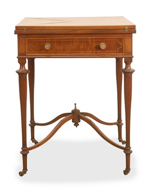Lot 504 - An Edwardian inlaid mahogany envelope card table