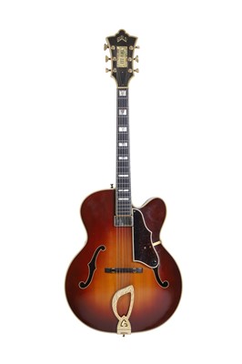 Lot A Guild Artist Award Model semi-acoustic guitar