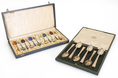 Lot 3 - A cased set of twelve enamelled teaspoons