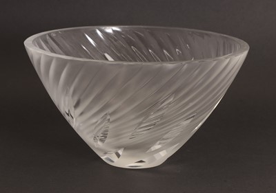 Lot 157 - A Lalique 'Borea' bowl