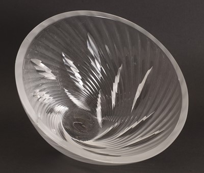 Lot 157 - A Lalique 'Borea' bowl