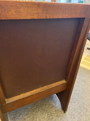 Lot 6 - Arts and Crafts