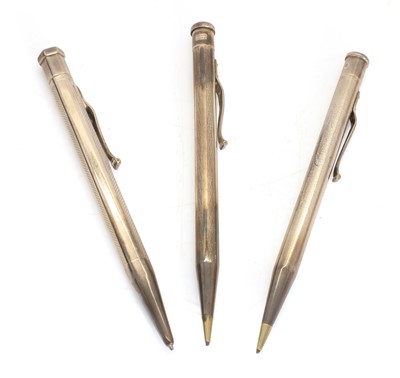 Lot 17 - A group of Yard-O-Led silver mechanical pencils and pen