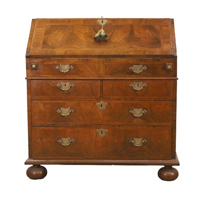 Lot 520 - A walnut bureau