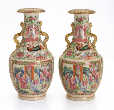 Lot 52 - A pair of Canton porcelain vases