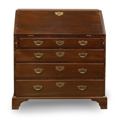 Lot 527 - A George III mahogany bureau