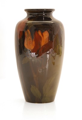 Lot 124 - A Rookwood Pottery vase