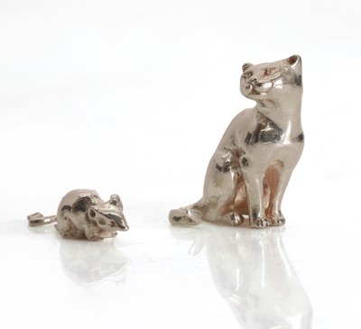 Lot 16 - A silver cat and mouse