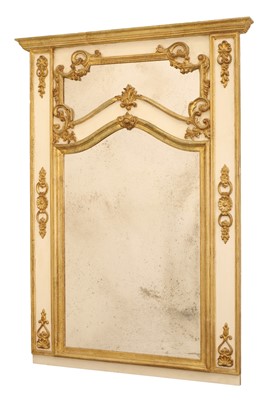 Lot 493 - A Louis XVI-style painted and parcel-gilt wooden pier mirror