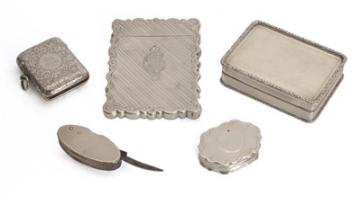 Lot 4 - An silver engine turned box