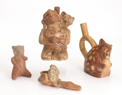 Lot 348 - A group of Peruvian pottery