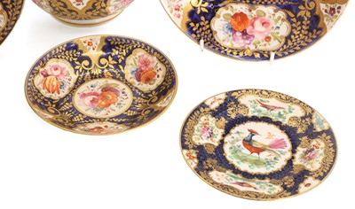 Lot 108 - A collection of James Giles style porcelain