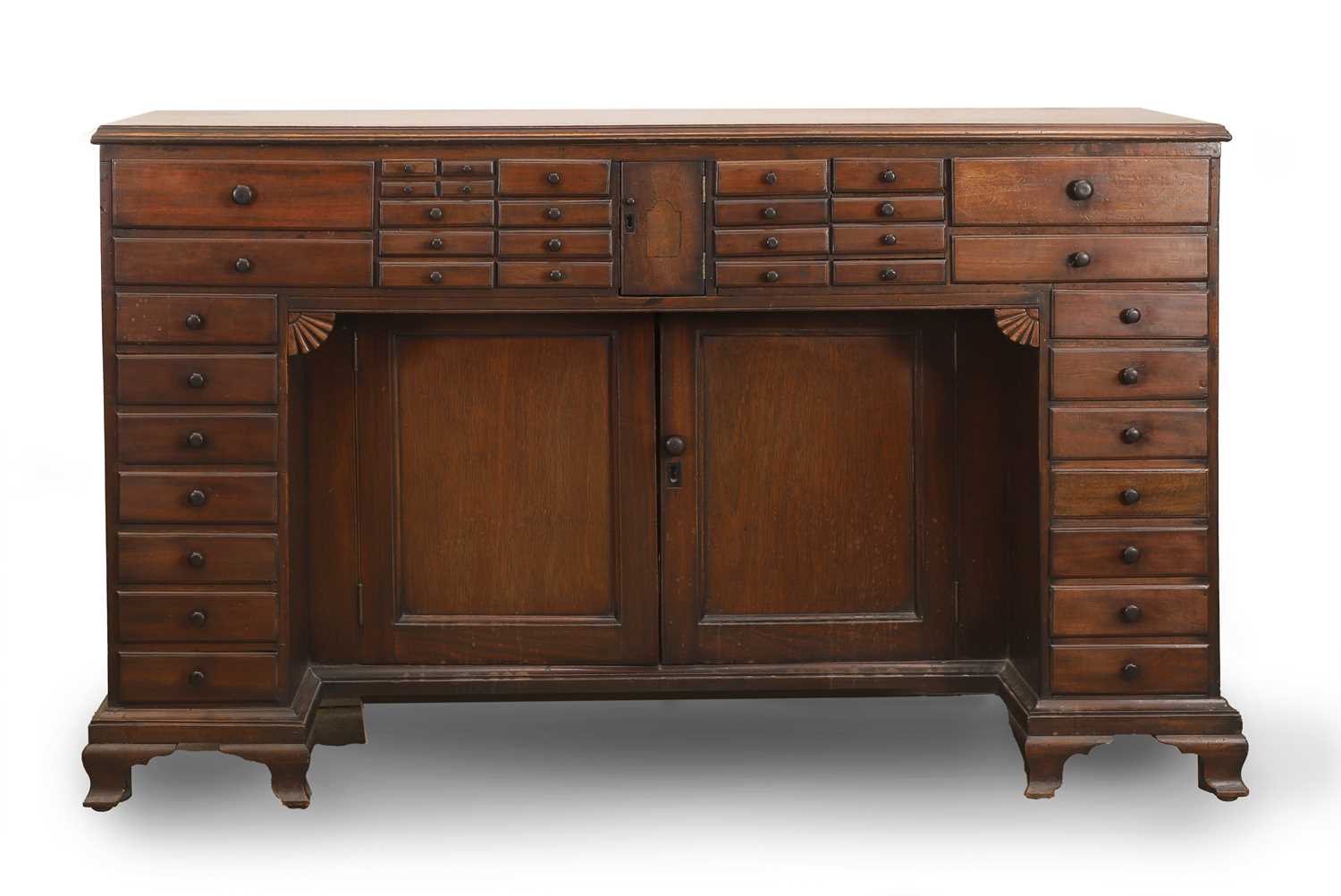 Lot 520 - A Victorian mahogany side cabinet