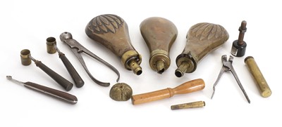 Lot 315 - A small collection of shooting accessories
