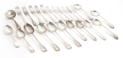 Lot 1 - A Harlequin canteen of silver flatware