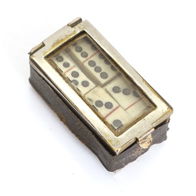 Lot 330 - A set of Napoleonic P.O.W. bone dominoes